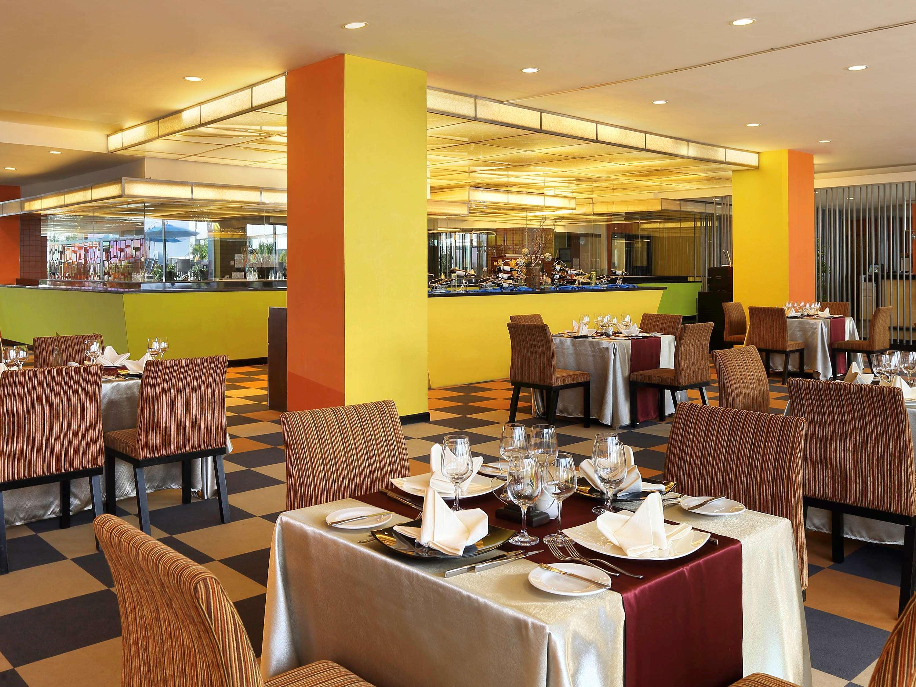 Novotel Balikpapan Eksteriør bilde