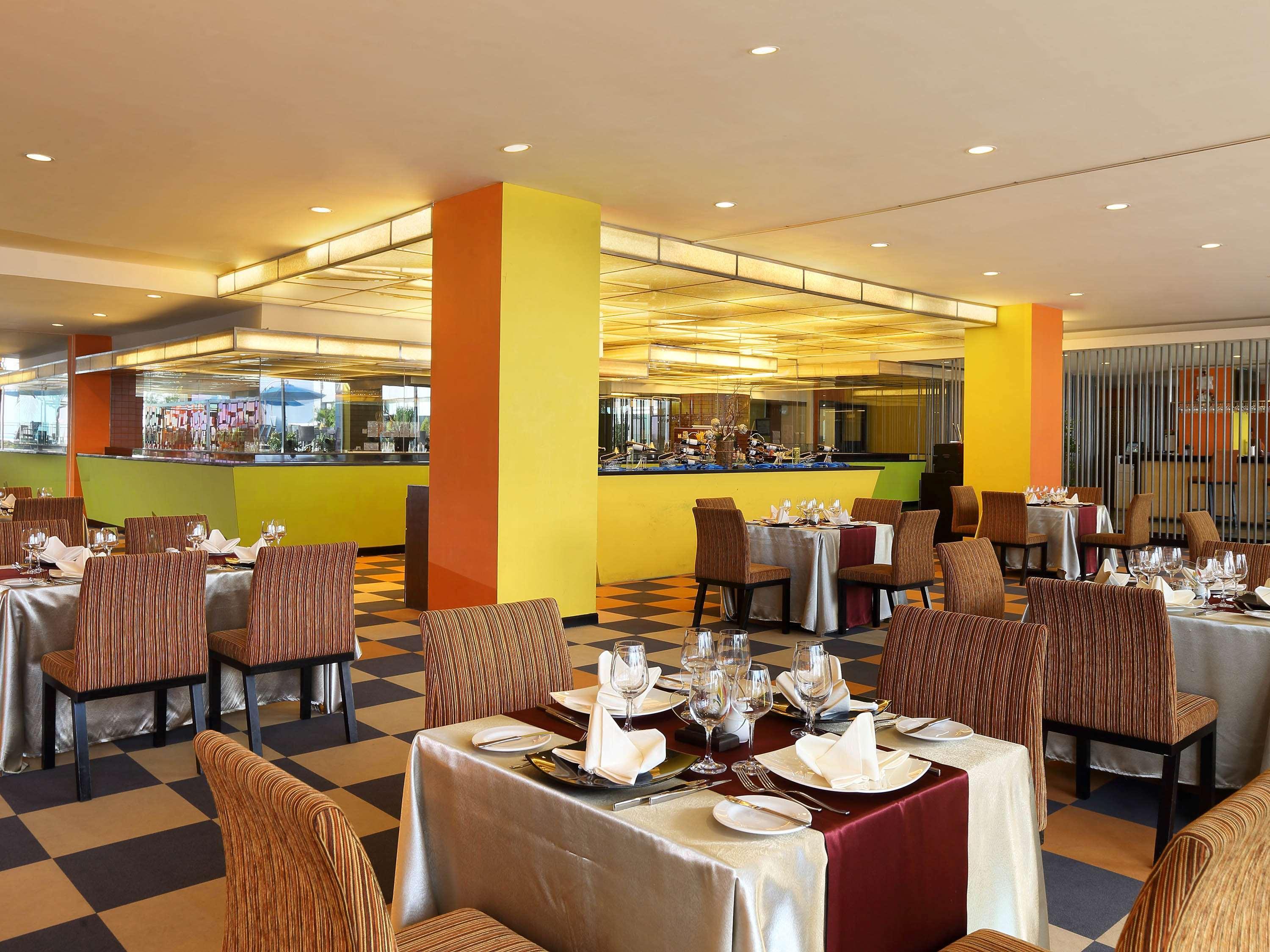 Novotel Balikpapan Eksteriør bilde