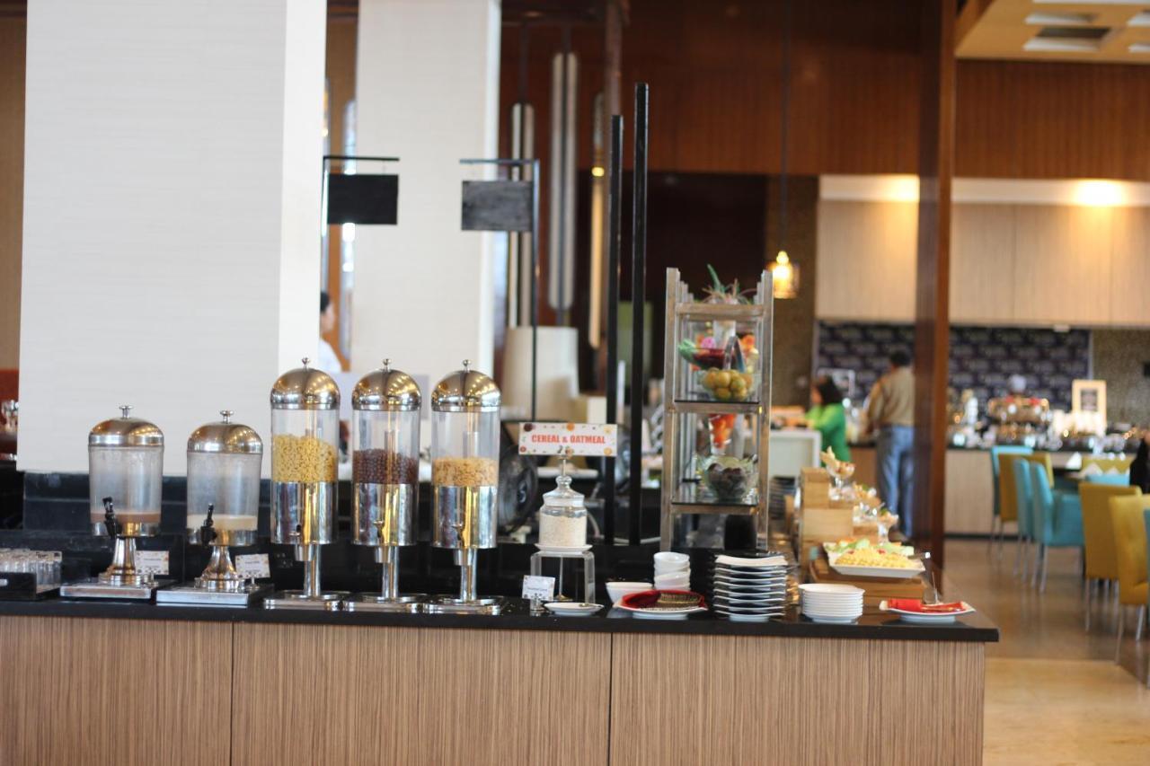 Novotel Balikpapan Eksteriør bilde